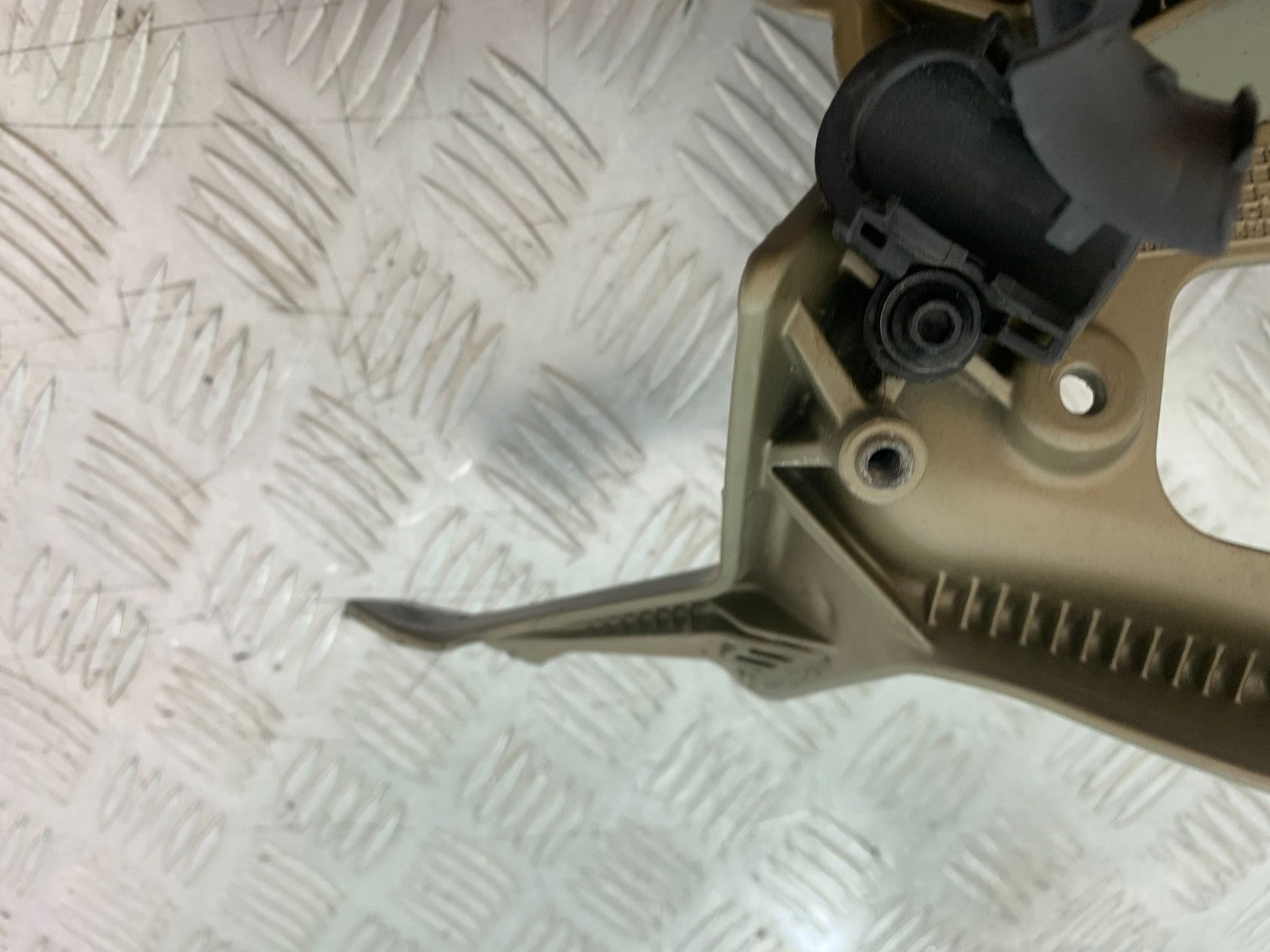 DUCATI 1299 PANIGALE FAIRING BRACKET  YEAR 2016 (CMB 1187)