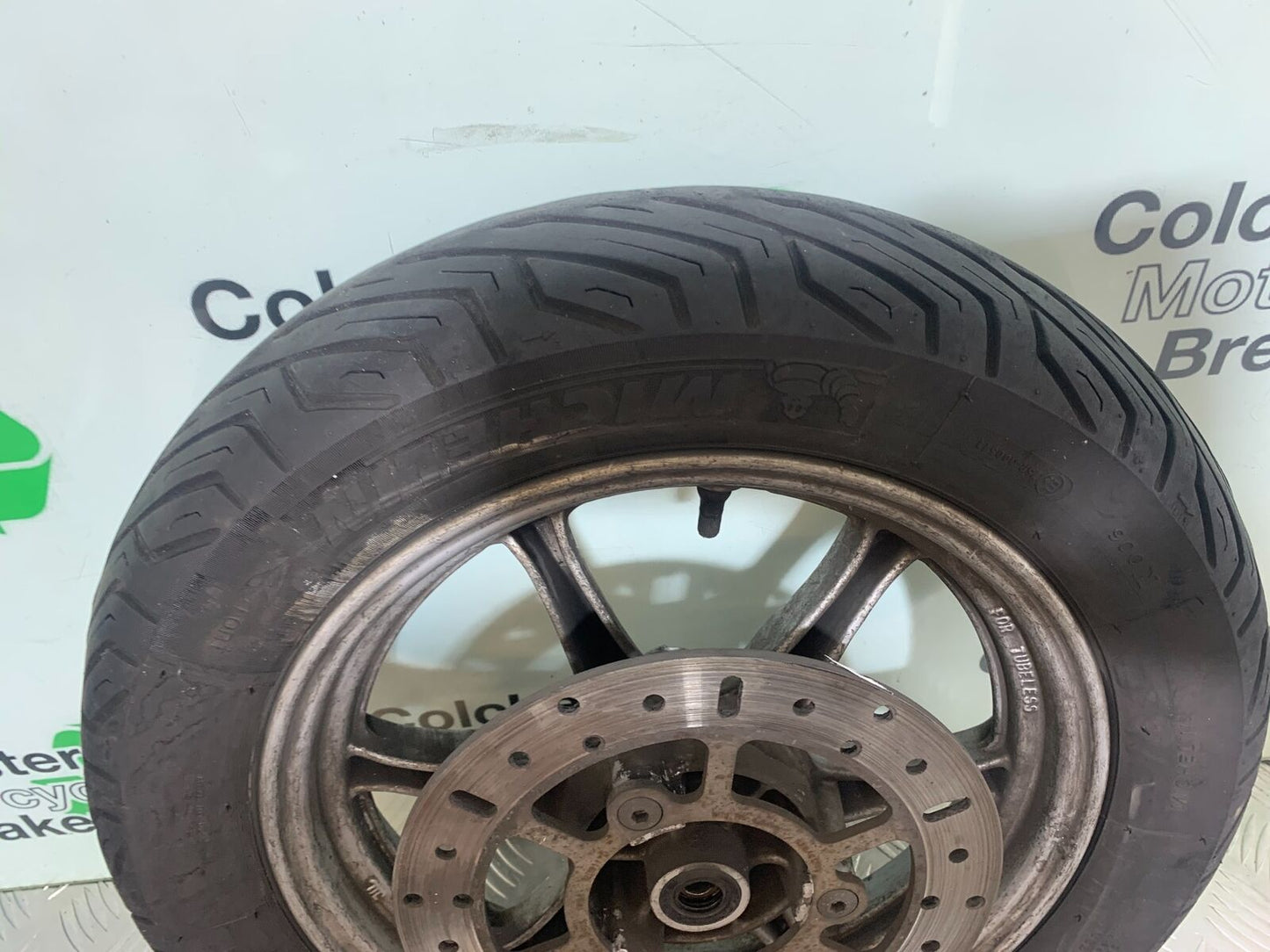 SUZUKI AN 200 UN 200 BURGMAN FRONT WHEEL   YEAR 2007-09 (CMB1128)