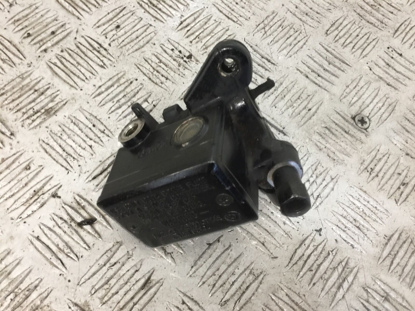 YAMAHA MT09 MT-09 FRONT BRAKE MASTER CYLINDER  YEAR 2018 (STOCK 906)