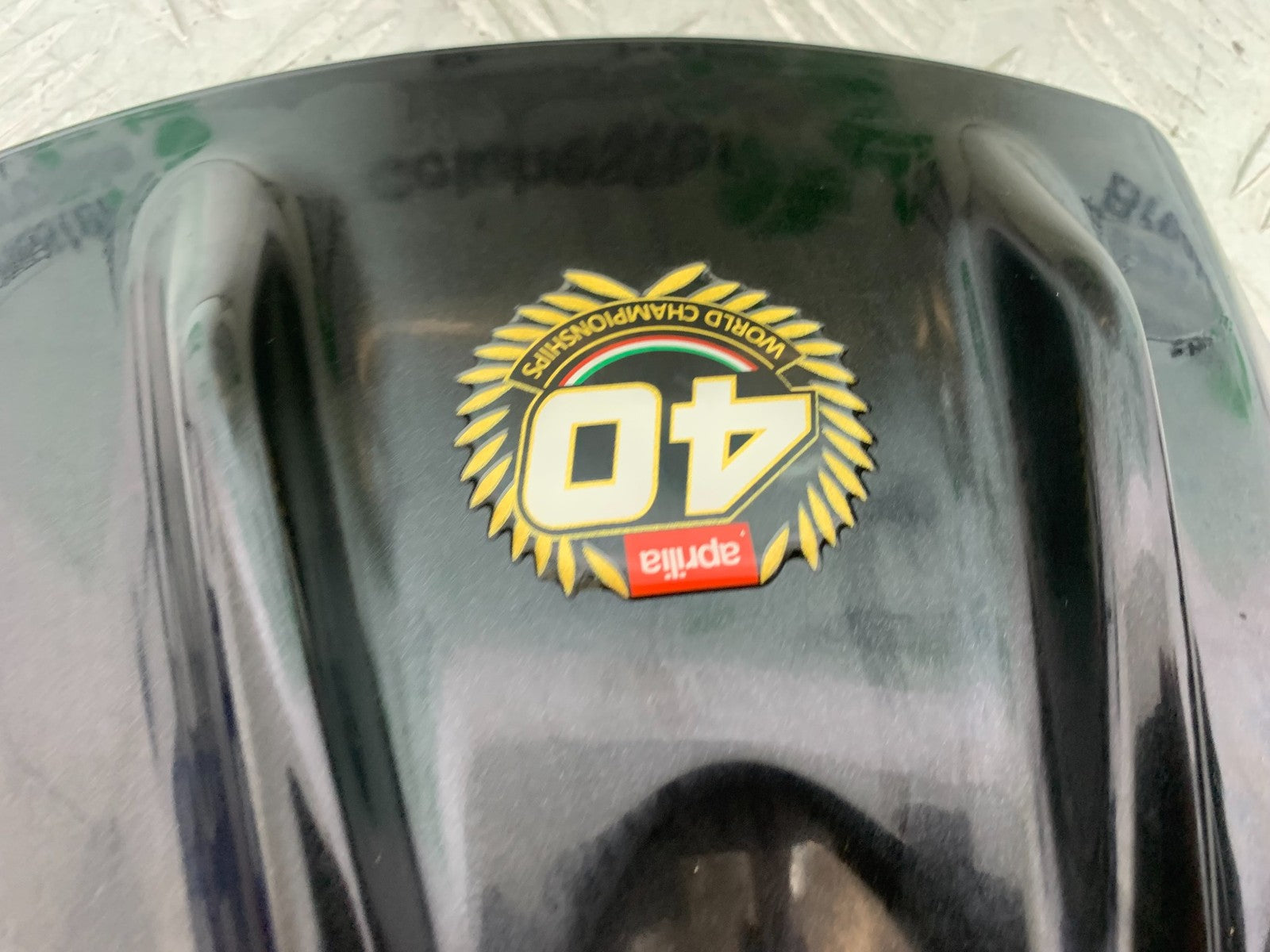 APRILIA TUONO 1000 V4 PETROL TANK COVER   YEAR 2013-2014  (CMB1239)