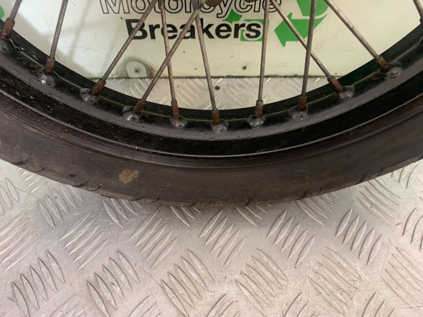 SINNIS HOODLUM 125 FRONT WHEEL   YEAR 2021-2025 (CMB1196)