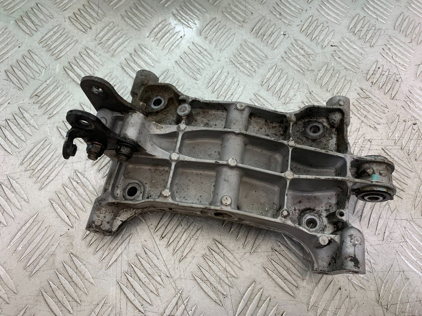 KAWASAKI NINJA 400 EX 400 ENGINE FRAME BRACKET  YEAR 2018-2022 (CMB1278)
