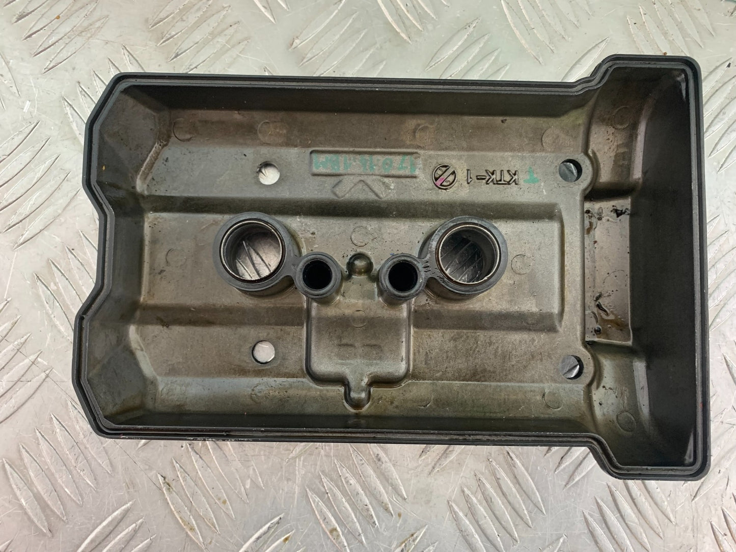 KAWASAKI NINJA 650 CYLINDER HEAD ROCKER COVER YEAR 2017-2019