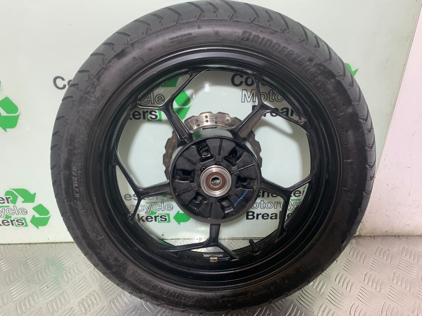 KAWASAKI Z300 ER300 REAR WHEEL (WITH GOOD TYRE)   YEAR 2016-2018  (CMB1056)
