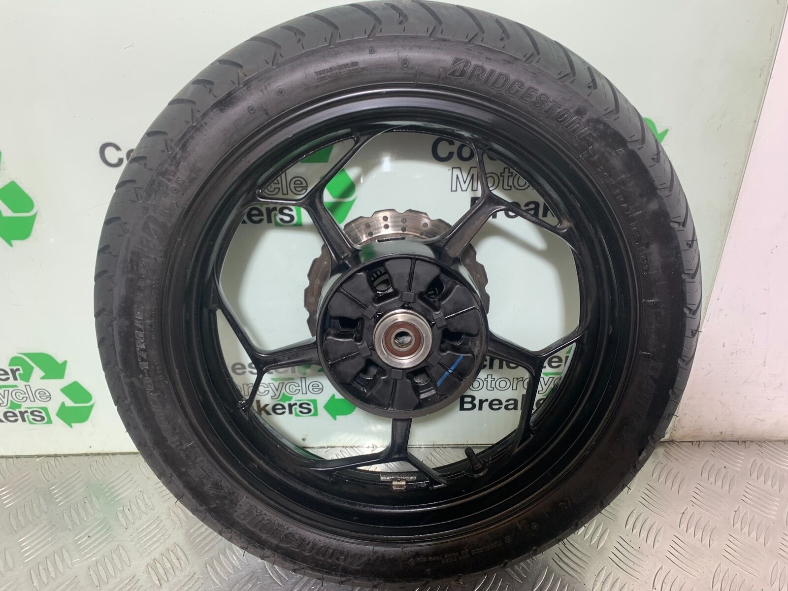 KAWASAKI Z300 ER300 REAR WHEEL (WITH GOOD TYRE)   YEAR 2016-2018  (CMB1056)