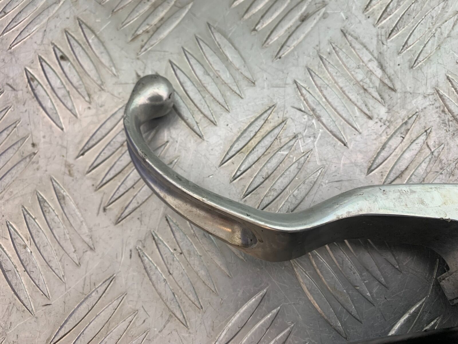 TRIUMPH THUNDERBIRD 1600 CLUTCH LEVER BRACKET  YEAR 2011 (CMB1107)