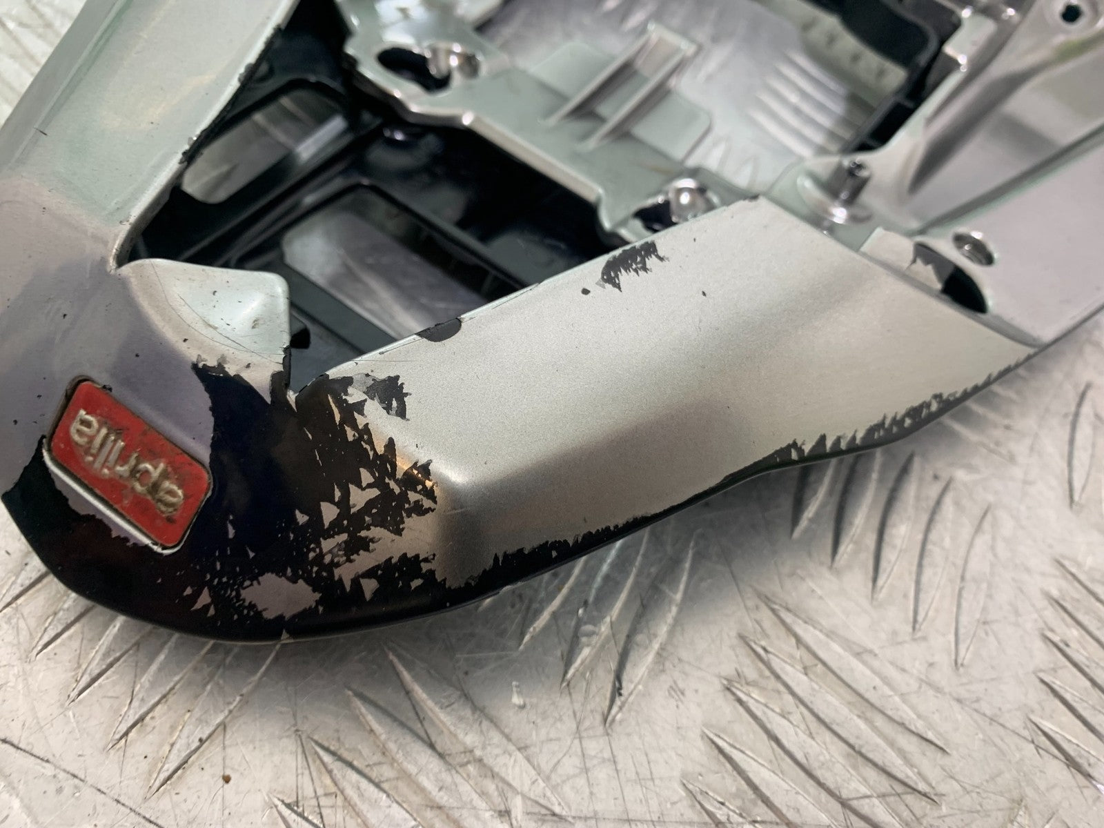 APRILIA TUONO 1000 V4 TAILPIECE   YEAR 2013-2014  (CMB1239)