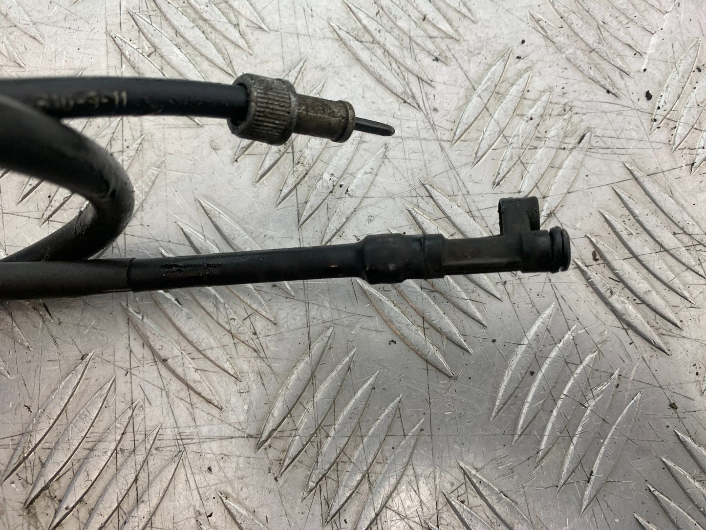 HONDA NT650 V DEAUVILLE SPEEDO CABLE  YEAR 1999 (CMB1268)