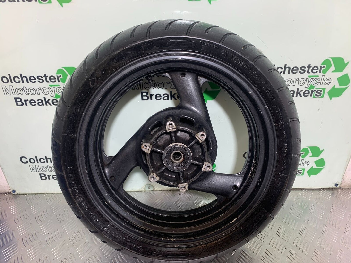 YAMAHA XJR1300 XJR 1300 REAR WHEEL  YEAR 1999-2003 (CMB1055)