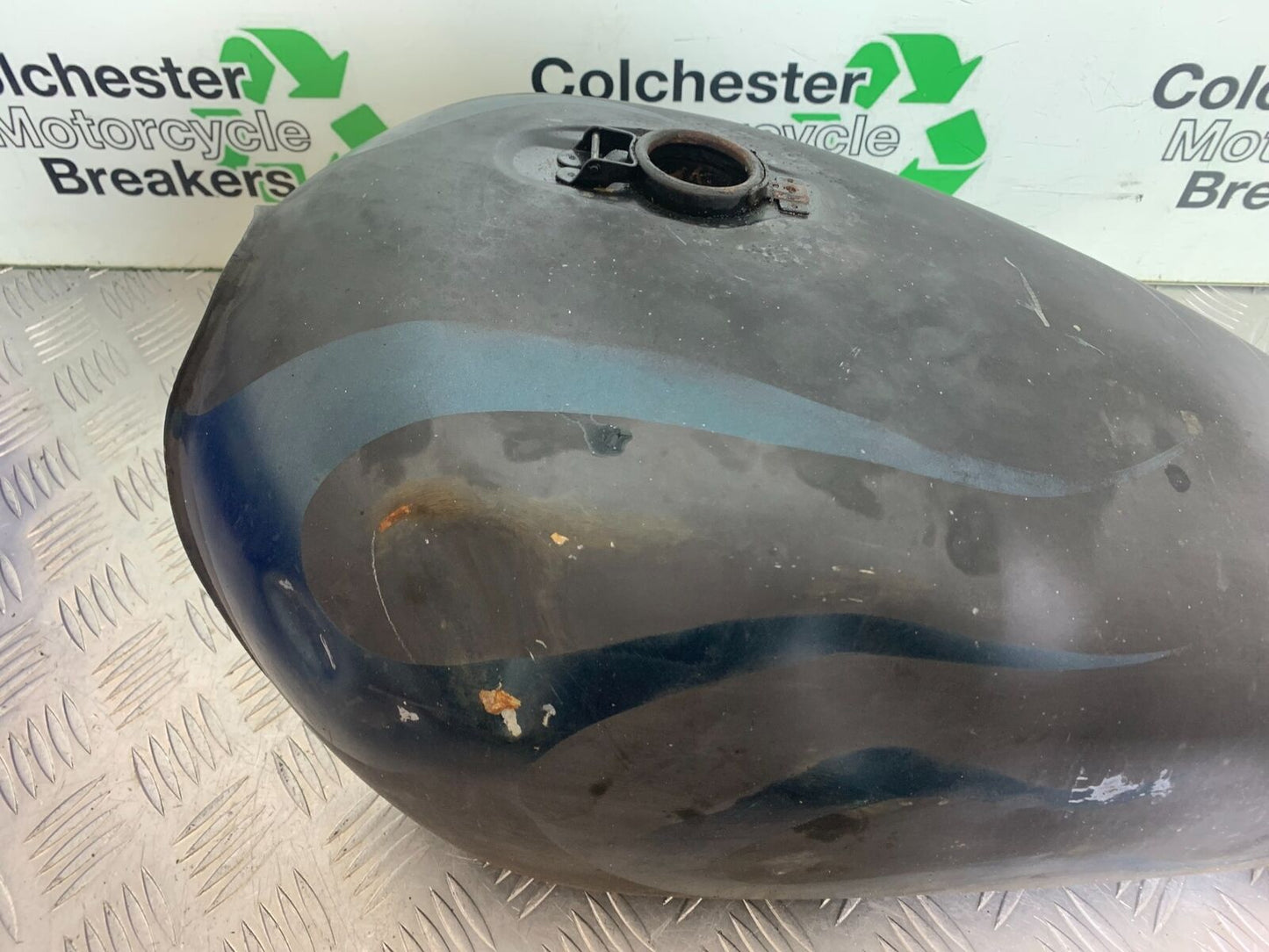 YAMAHA XS1100 MIDNIGHT SPECIAL PETROL TANK  YEAR 1980-1982 (CMB1122)