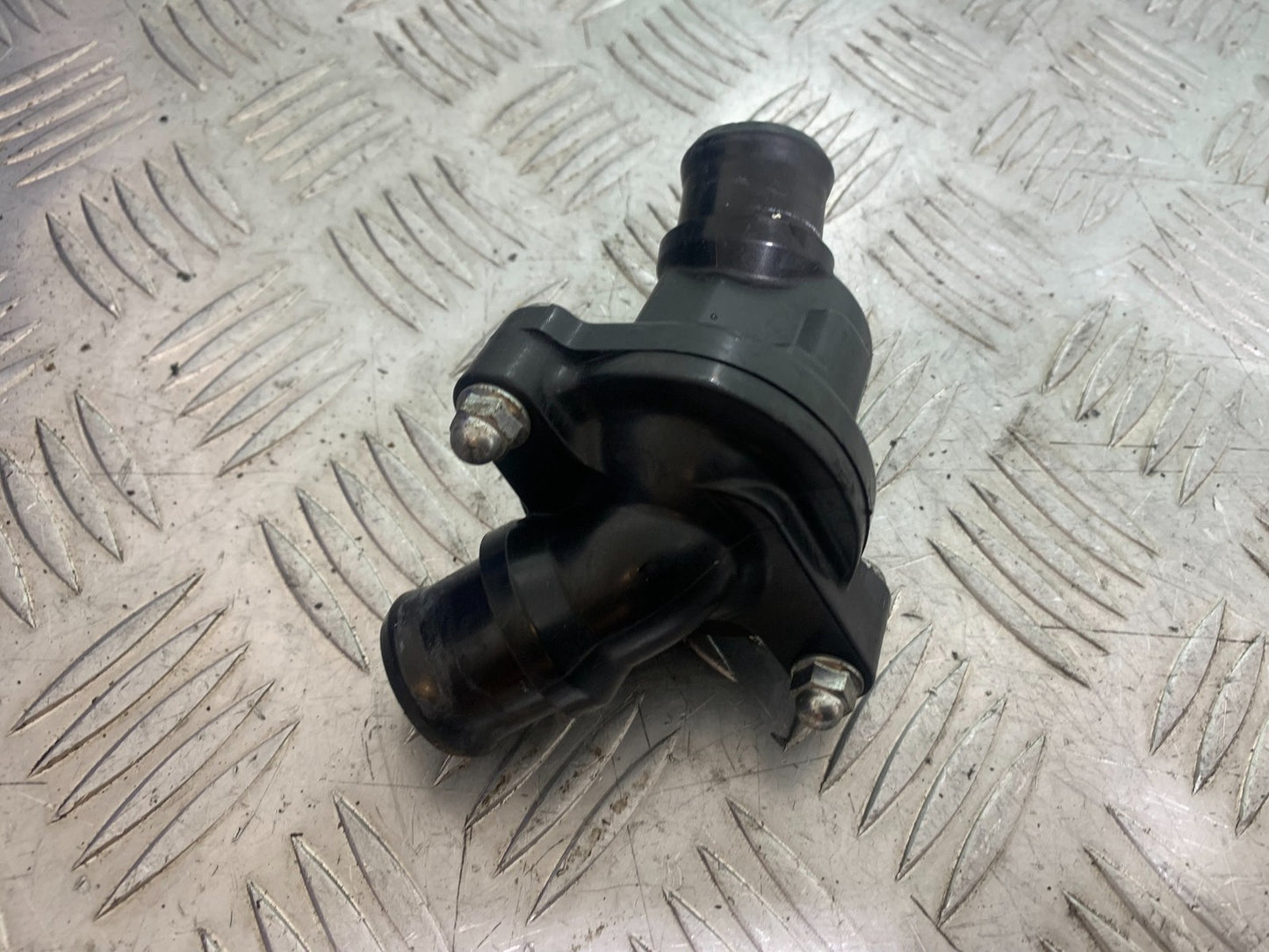YAMAHA YZF R1 14 B BIG BANG THERMOSTAT  2009-14 (CMB1175)