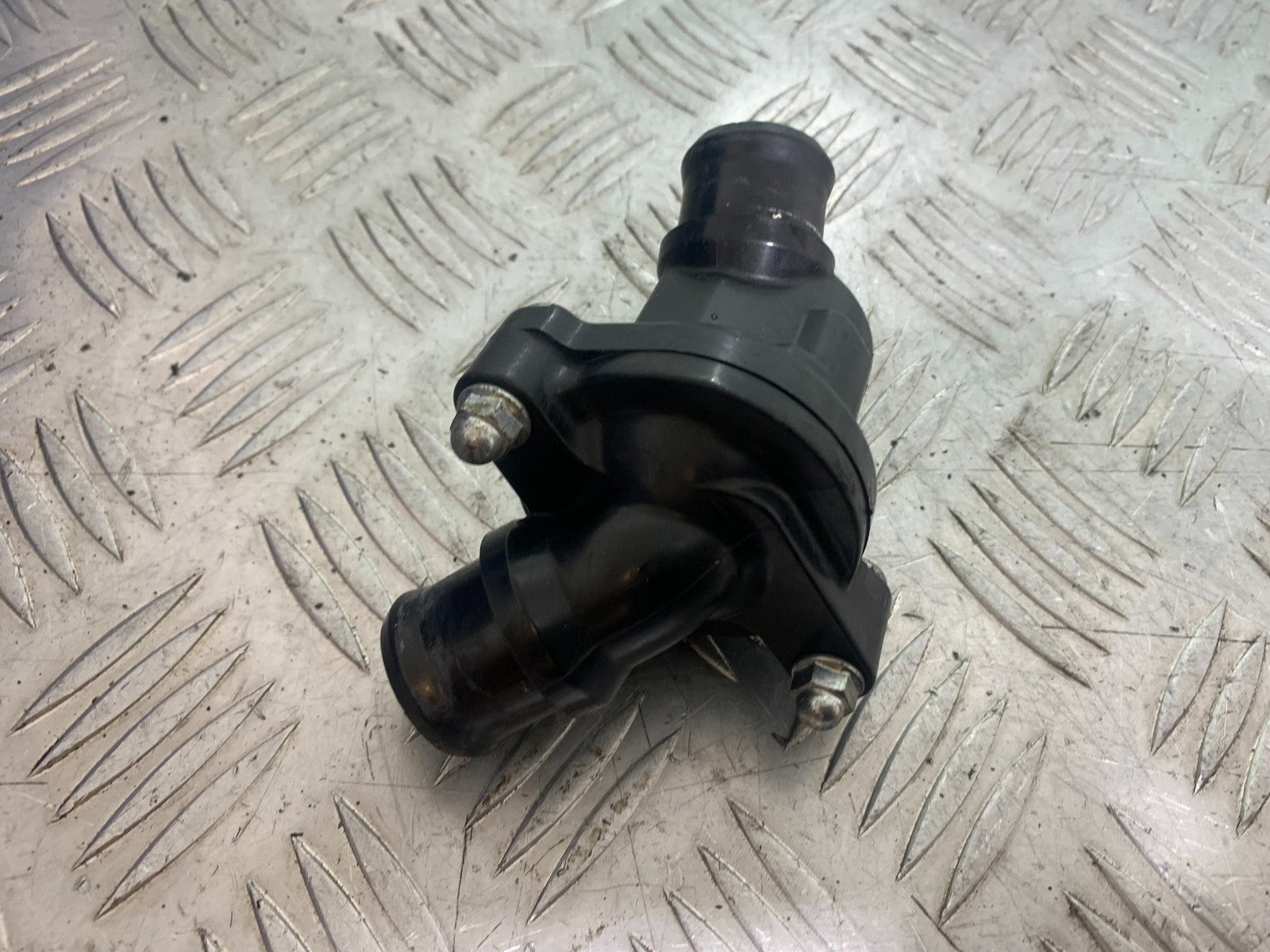 YAMAHA YZF R1 14 B BIG BANG THERMOSTAT  2009-14 (CMB1175)