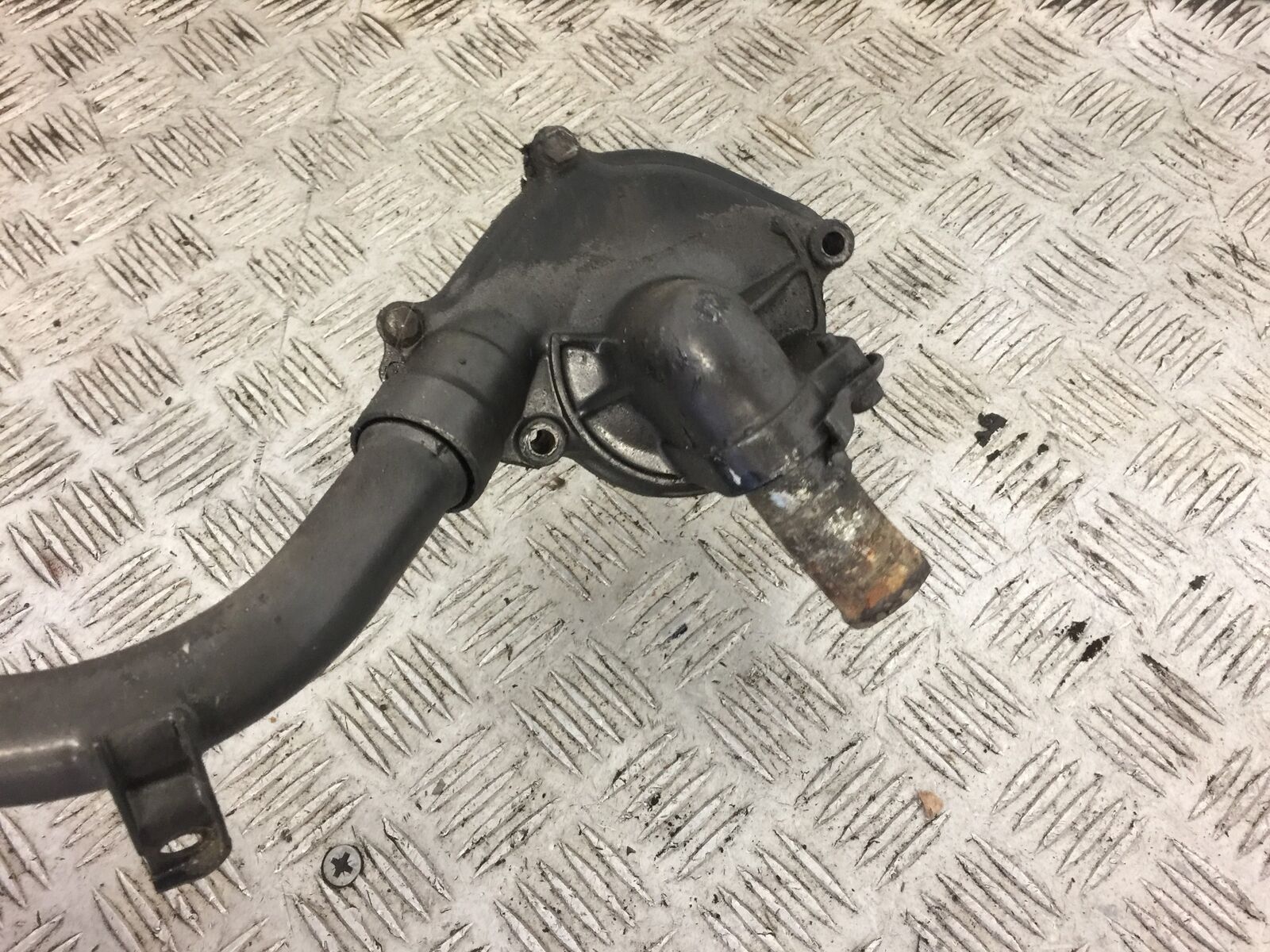 YAMAHA FZR1000 FZR 1000 GENESIS WATER PUMP (STOCK 433)