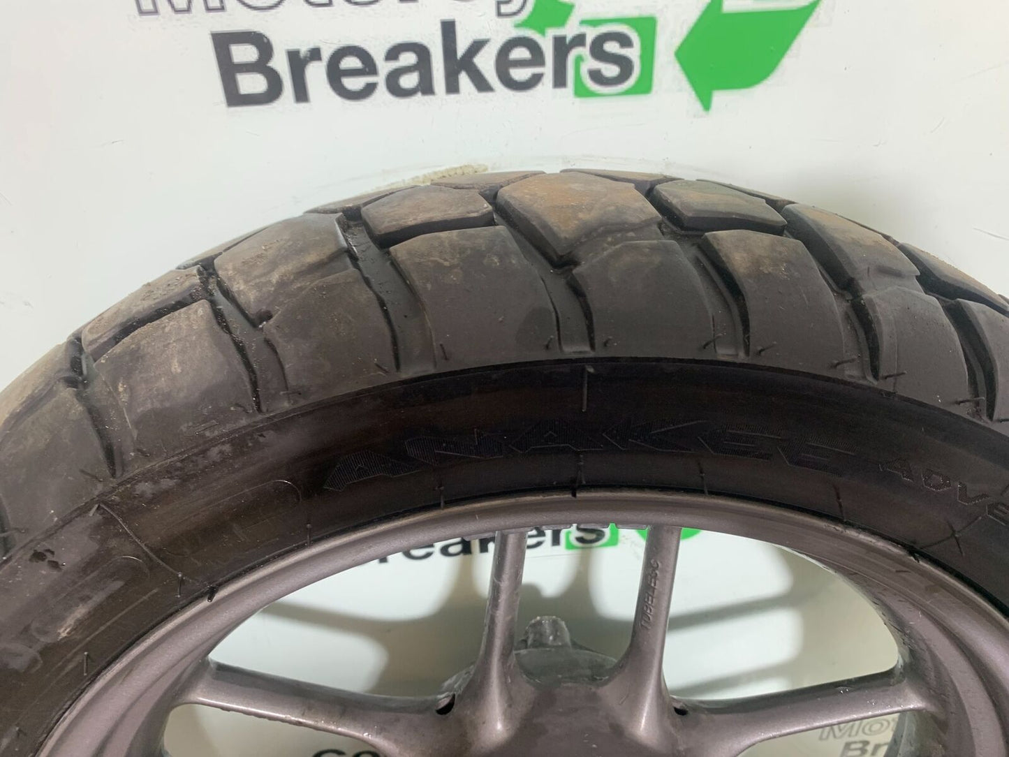 TRIUMPH TIGER 800 REAR WHEEL   YEAR 2011-2014 (CMB1113)