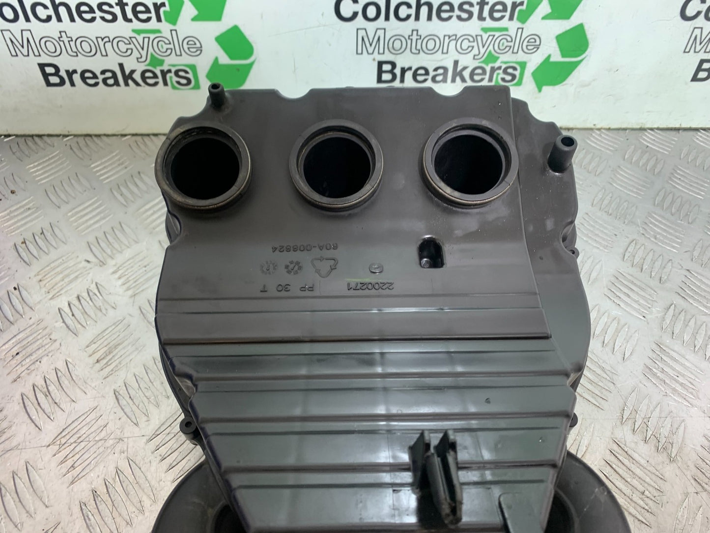 TRIUMPH SPEED TRIPLE R 1050 AIRBOX   2009 (CMB1183)