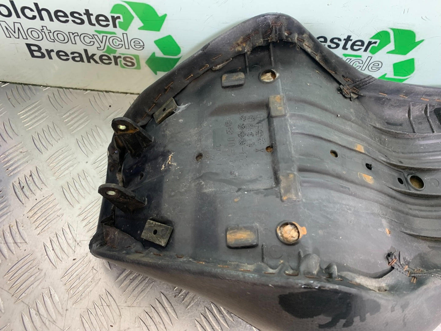 YAMAHA XV1100 XV 1100 VIRAGO SEAT  1990-1999 (CMB1243)