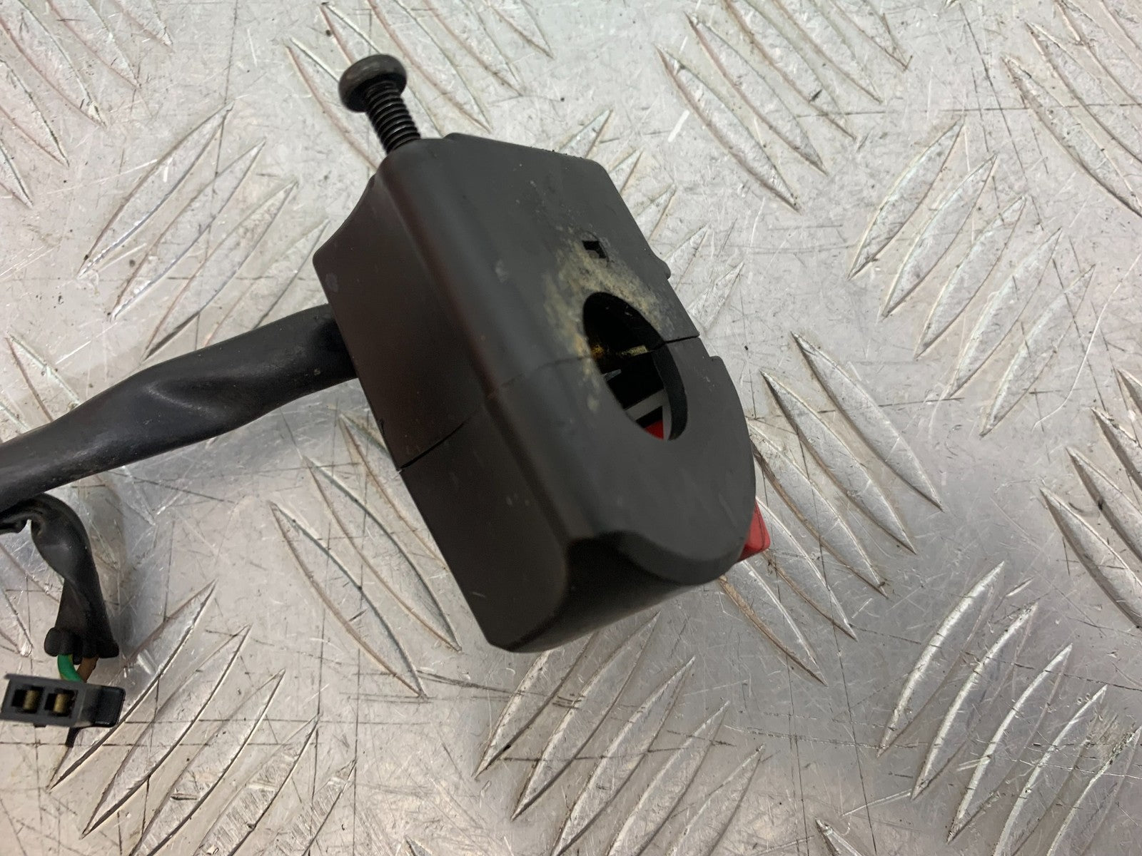 YAMAHA XJ600 XJ 600 DIVERSION RIGHT SWITCH GEAR 1998-2000 (CMB1191)