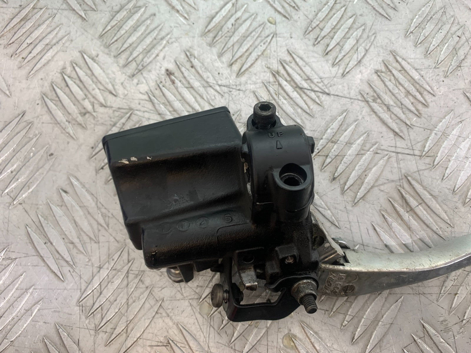 TRIUMPH TIGER 800 XRT FRONT  MASTER CYLINDER  2018-2020 (CMB1193)