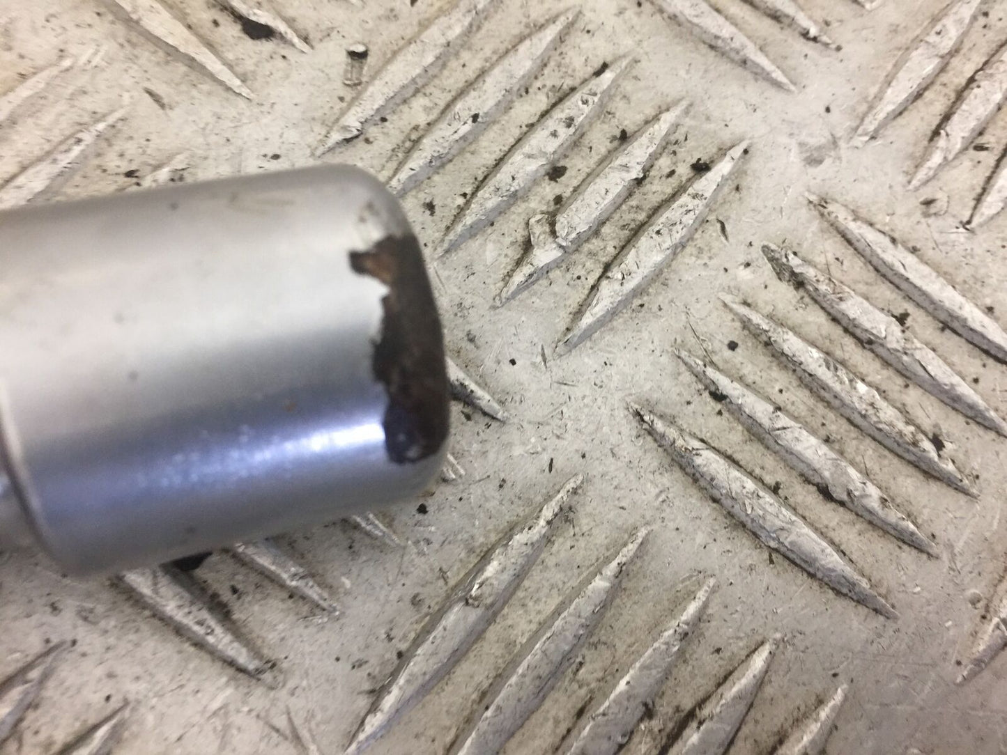 YAMAHA XJR1300 XJR 1300 BAR END WEIGHT  YEAR 1999 2002 (CARBED) STOCK 363