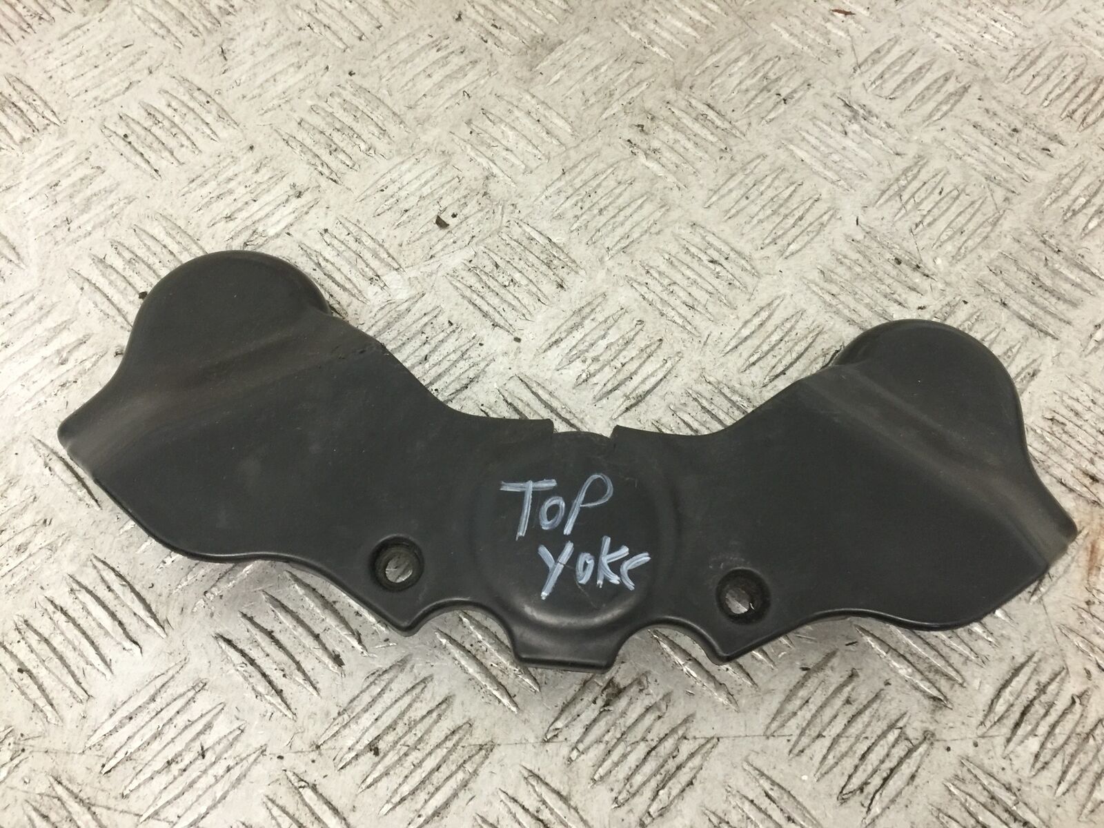 HONDA GL1800 GL 1800 TOP YOKE COVER   YEAR 2004-10 ABS (STOCK 890)