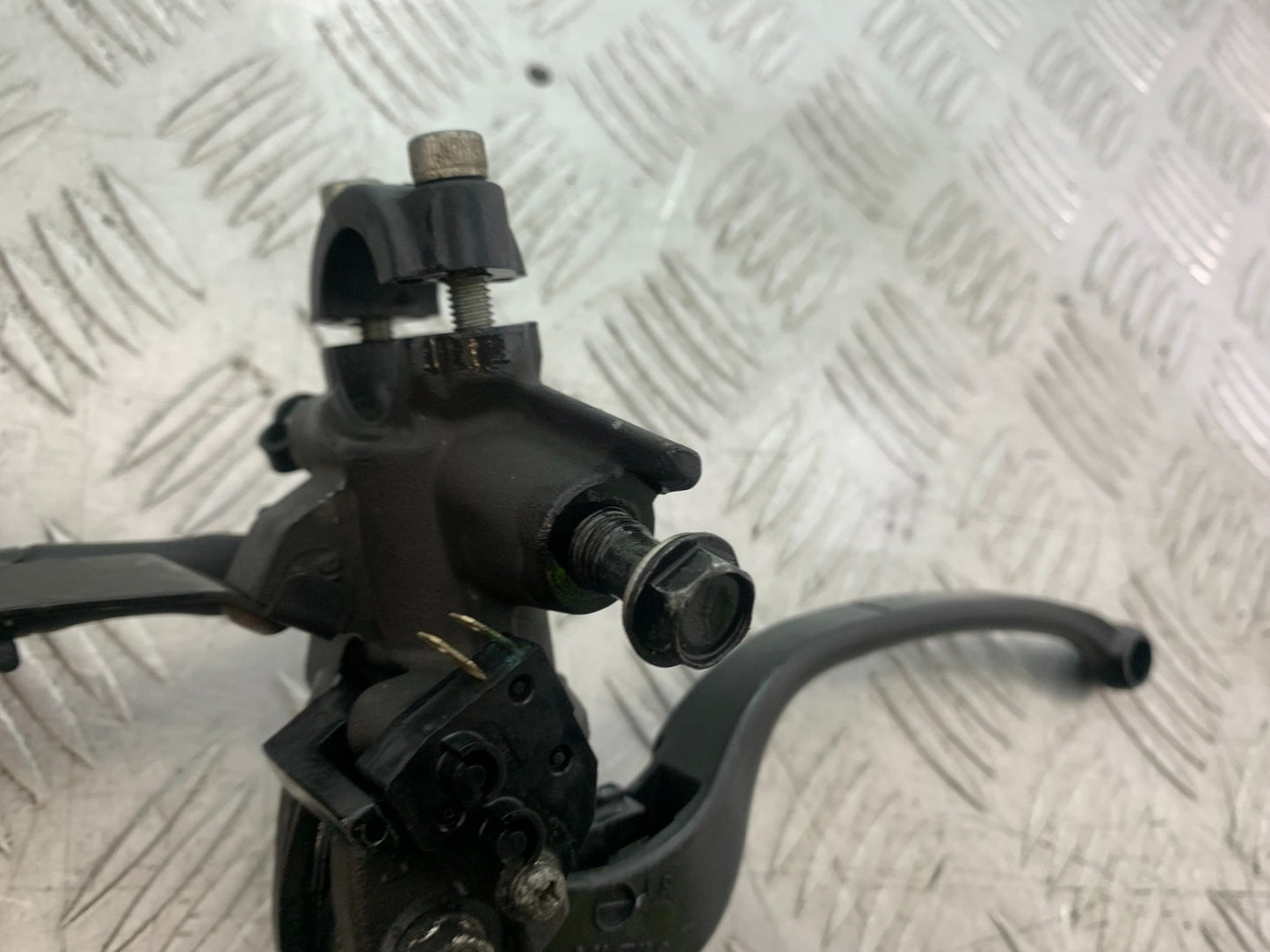 KAWASAKI Z1000 SX FRONT MASTER CYLINDER YEAR 2014-16 (CMB1264)