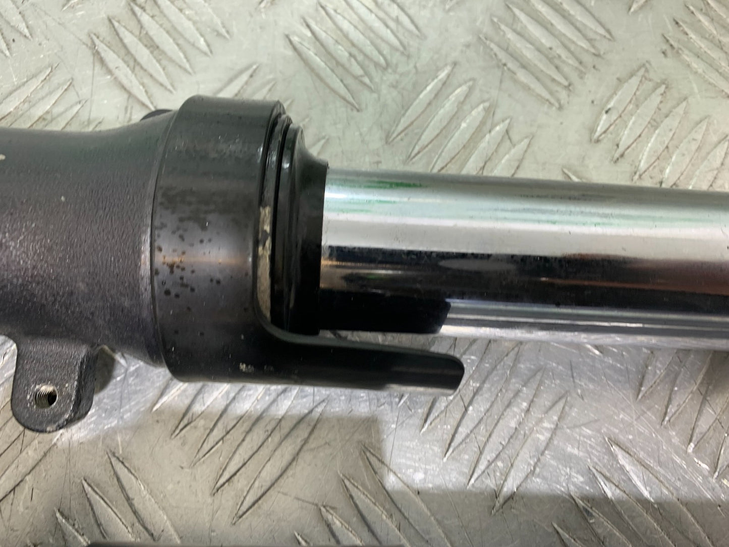 HONDA CBF600 CBF 600 FORKS YEAR 2004 -07 (CMB1247)