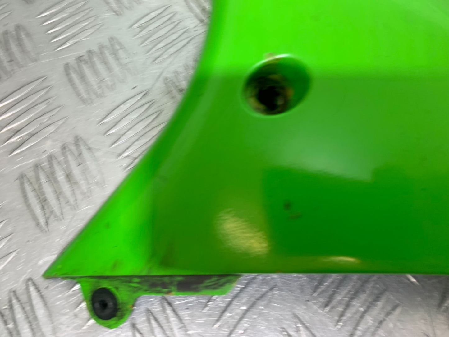 KAWASAKI ZX9R ZX9 R LEFT MIDDLE FAIRING PANEL YEAR 1998-1999 (CMB1329)