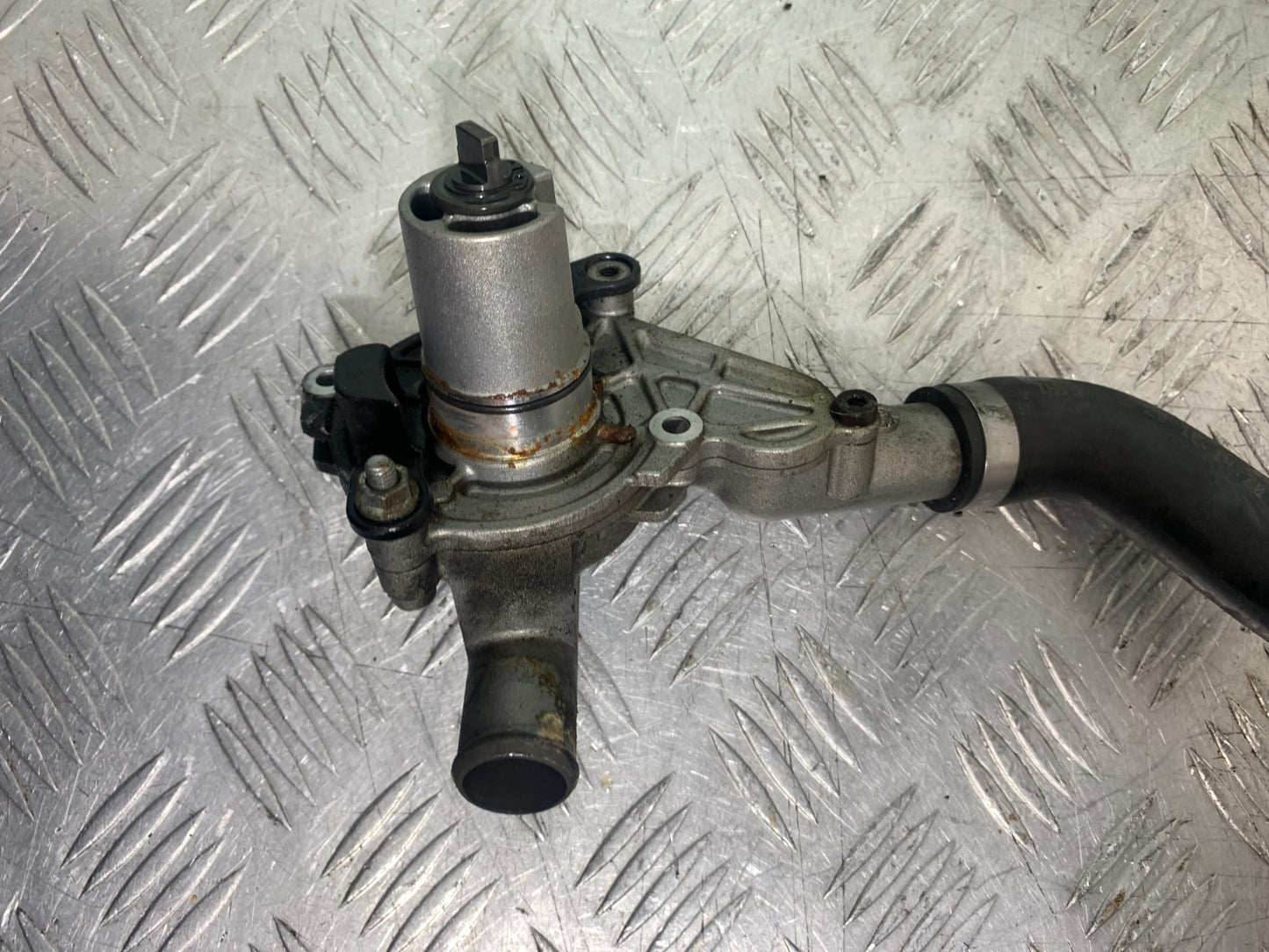 APRILIA TUONO 1000 V4R WATER PUMP   YEAR 2011-13  (CMB1316)