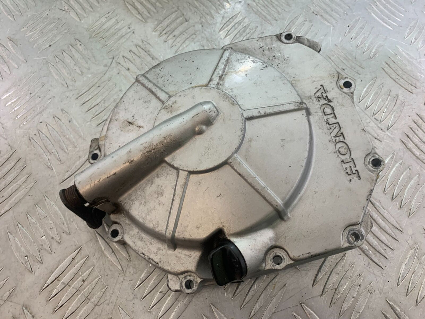 HONDA CB600 CB 600 HORNET CLUTCH COVER  YEAR 2000 (STOCK 731)