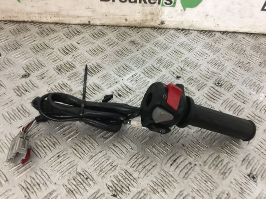HONDA VFR1200 VFR 1200 FA RIGHT SWITCH GEAR  YEAR 2010-11  (STOCK 793)
