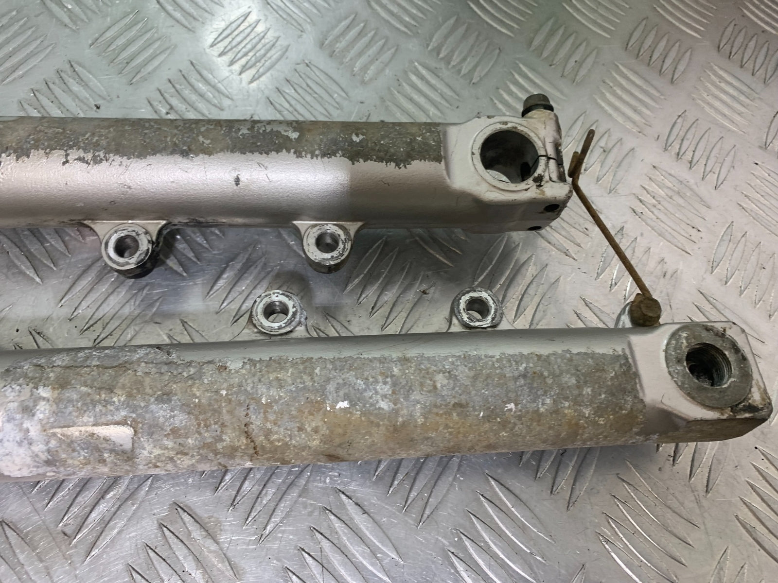 SUZUKI GSF1200  GSF 1200 BANDIT FORKS  YEAR 1997-2000 (CMB1149)
