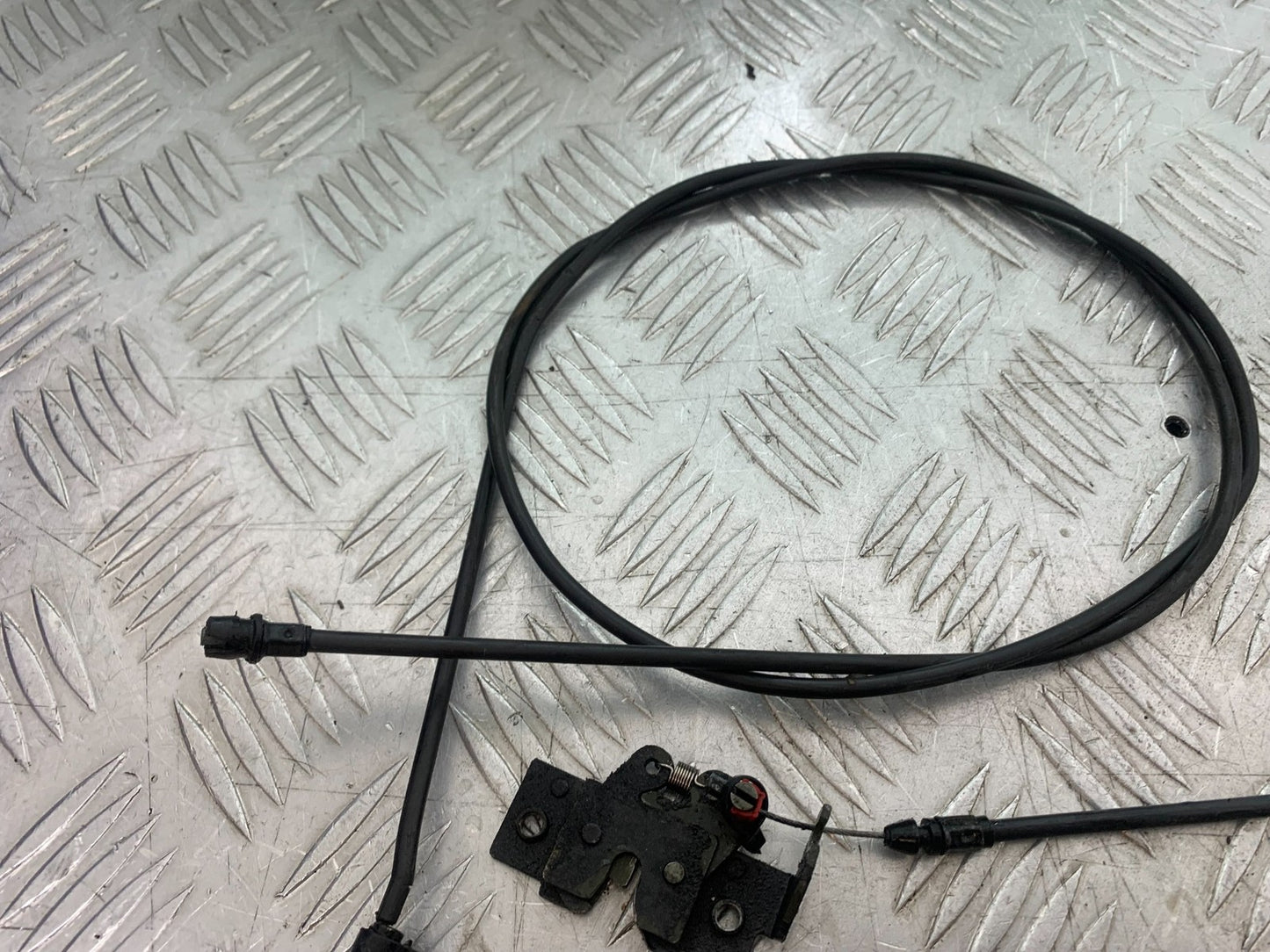 PIAGGIO VESPA GTS 125 CATCH AND CABLE  YEAR 2009-2014  (CMB1261)