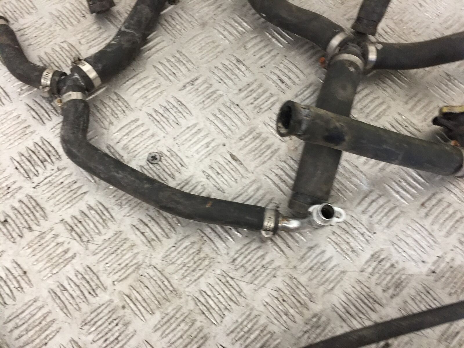 HONDA GL1800 GL 1800 WATER PIPES   YEAR 2004-10 ABS (STOCK 890)