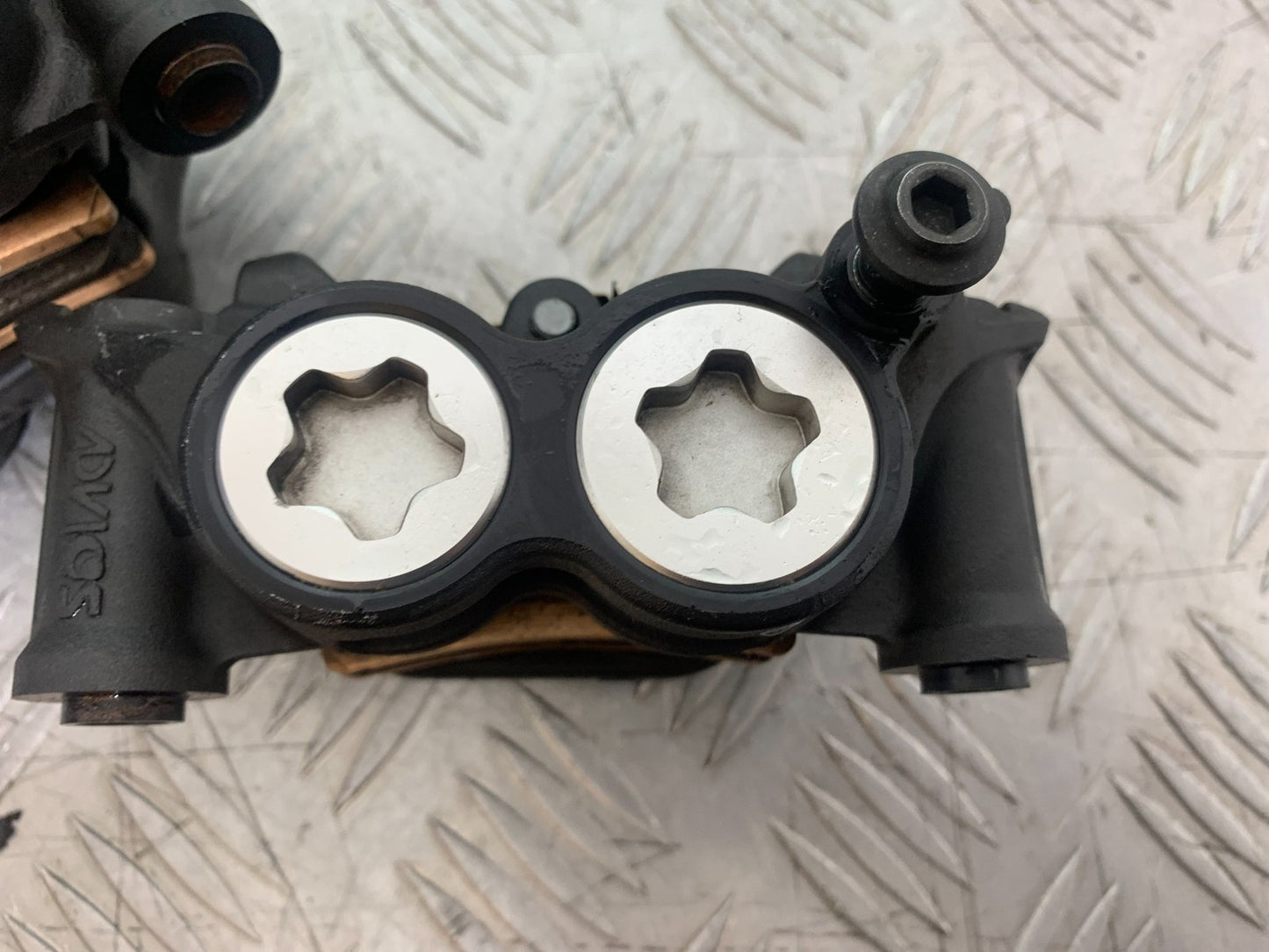 YAMAHA XSR900 XSR 900 FRONT BRAKE CALIPERS  YEAR 2022-2024 (CMB1215)