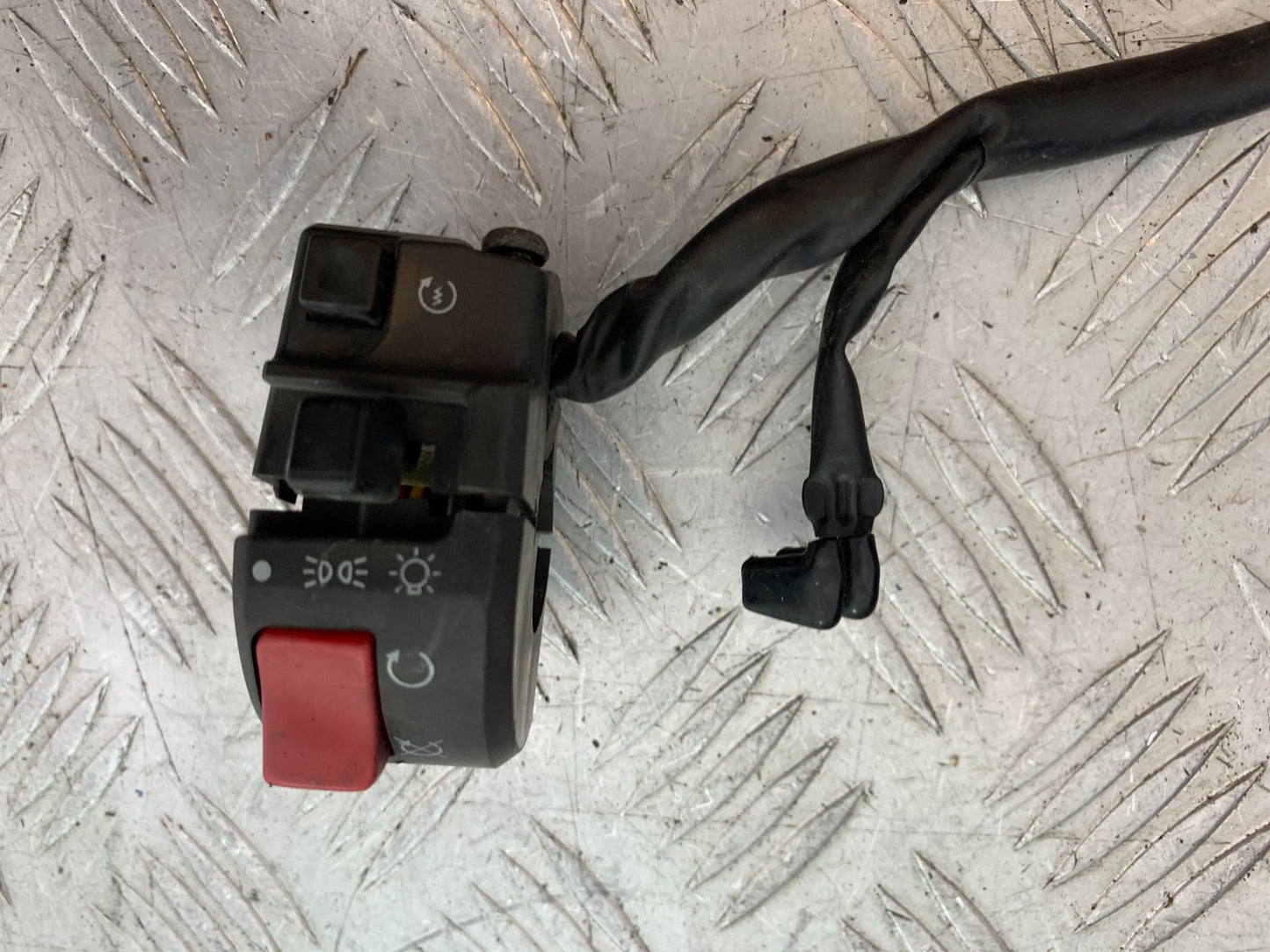KAWASAKI ZX6R ZX6 J RIGHT SWITCH GEAR   YEAR 2000 (CMB1312)