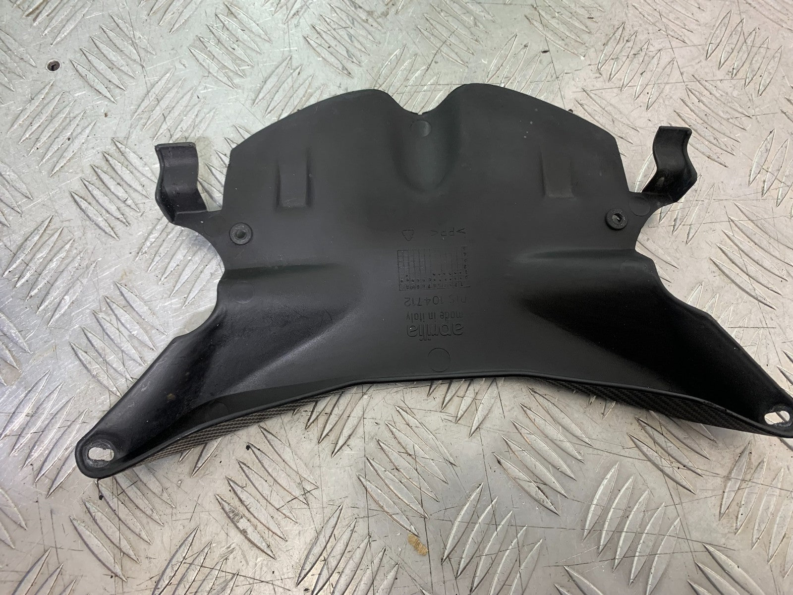 APRILIA RSV1000 RSV 1000 MILLE LOWER FAIRING INFILL PANEL  1998- 2003 (CMB1184)