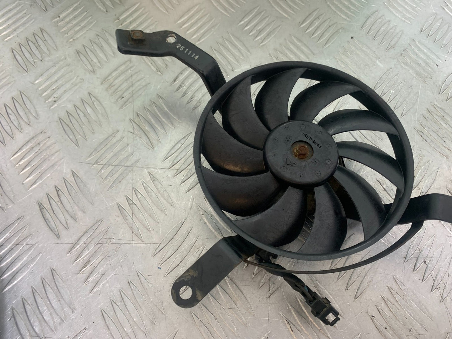 TRIUMPH 675 STREET TRIPLE RADIATOR FAN  2013-2016 (CMB1186)