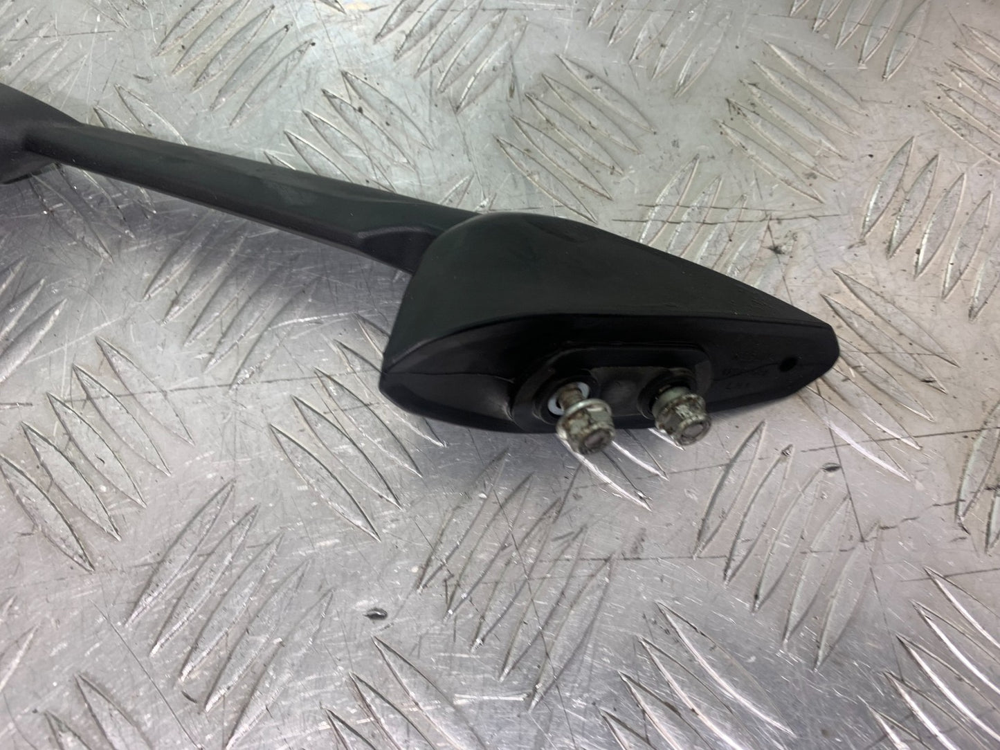 YAMAHA XJ6 XJ6-S LEFT MIRROR  YEAR 2009-2015  (CMB1212)