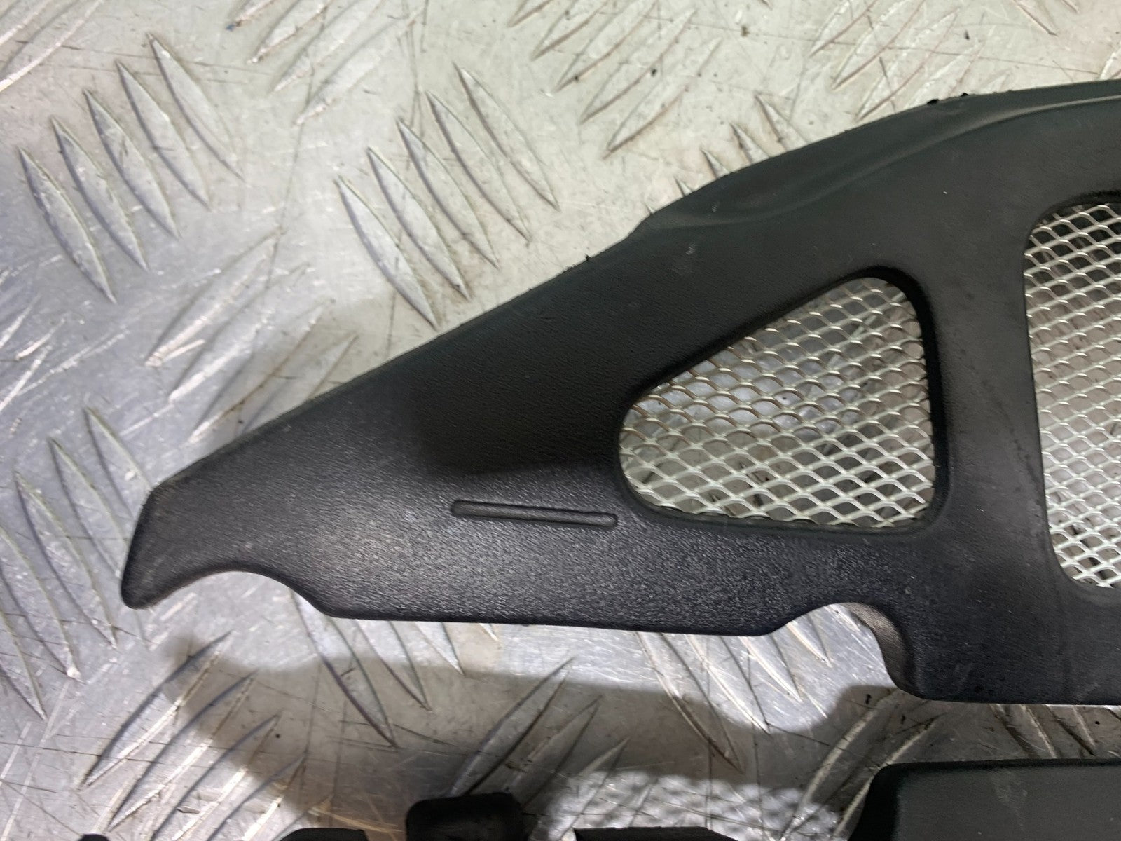 APRILIA RSV1000 RSV 1000 MILLE LEFT AND RIGHT SIDE INFILLS  1998- 2003 (CMB1184)