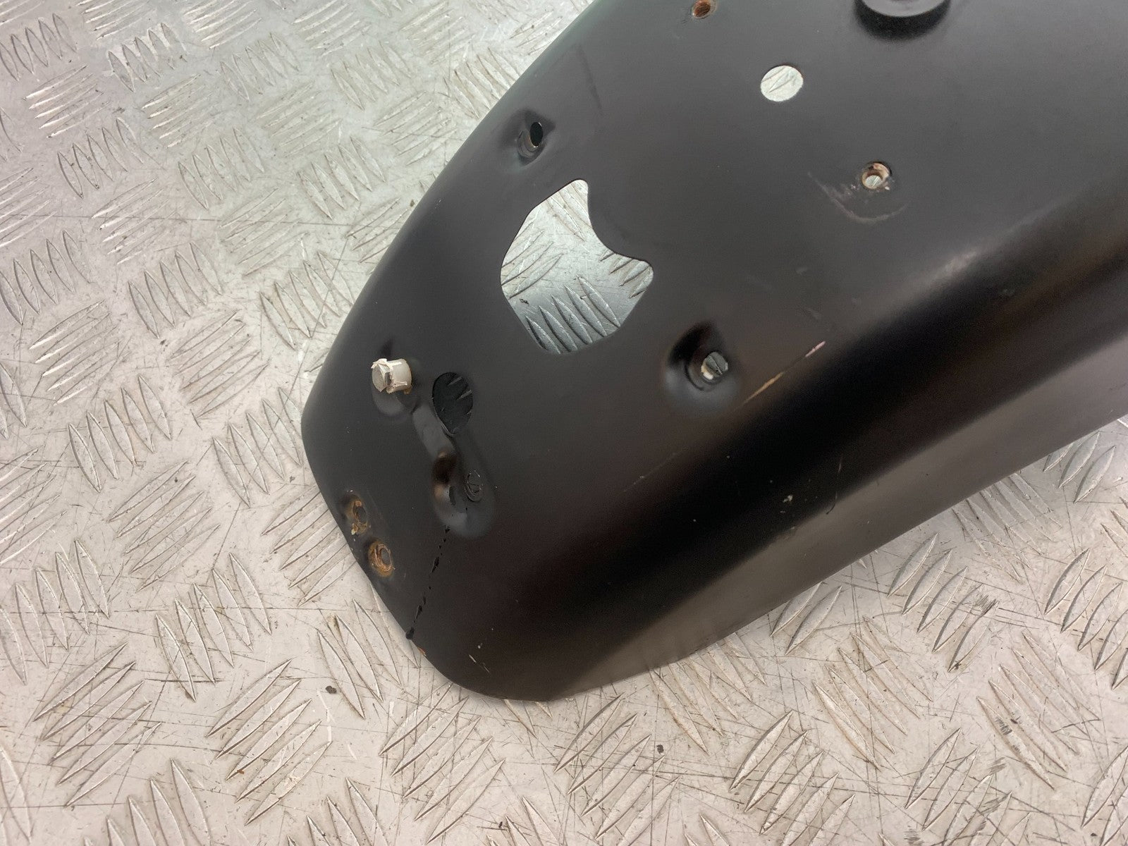 SINNIS HOODLUM 125 REAR MUDGUARD  YEAR 2021-2025 (CMB1196)