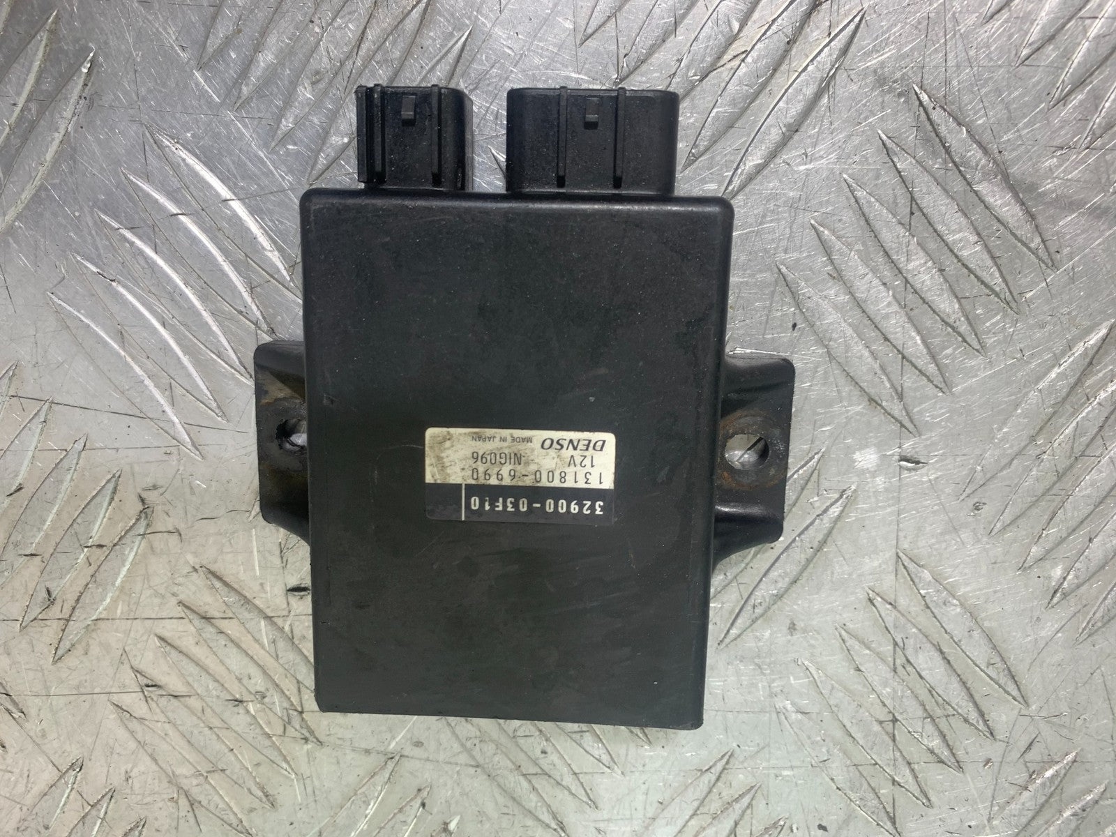 SUZUKI GSX750 INAZUMA CDI UNIT   YEAR 1998-2003 (CMB1308)