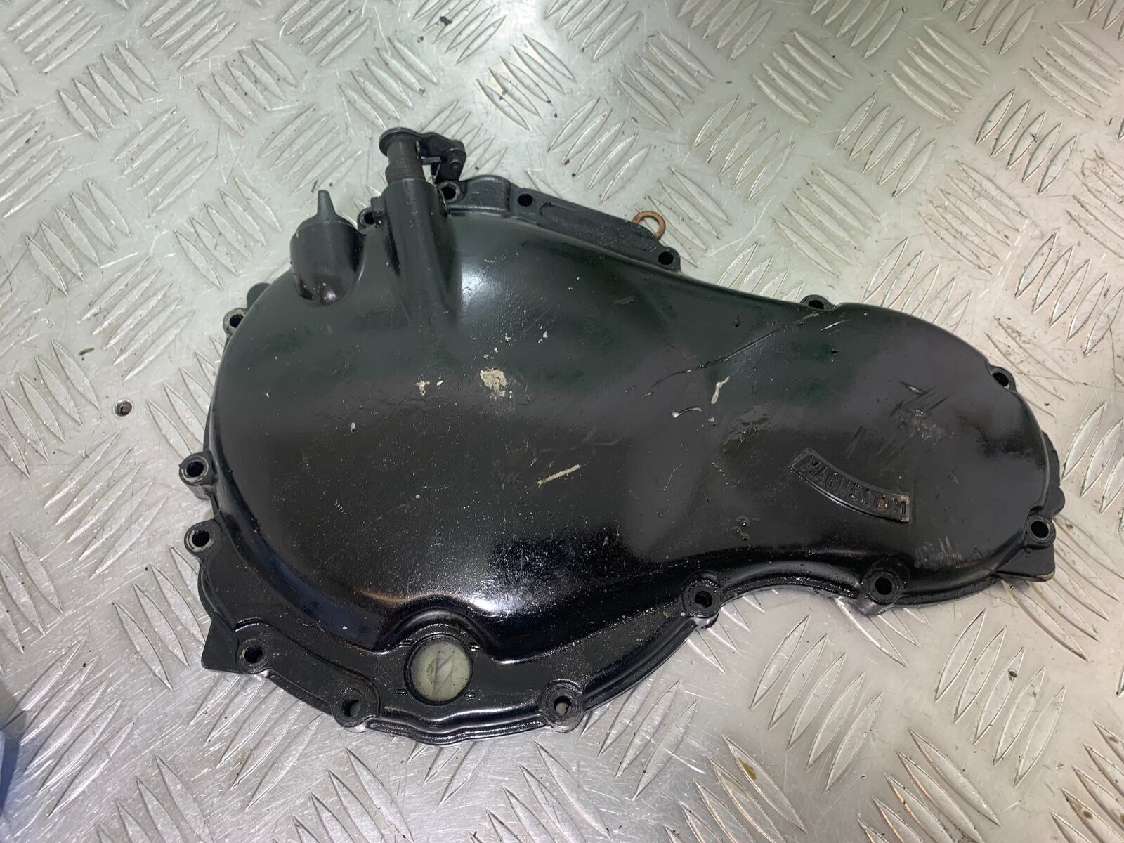 TRIUMPH 955i SPRINT ST CLUTCH COVER   YEAR 1999-2004 (STOCK 735)
