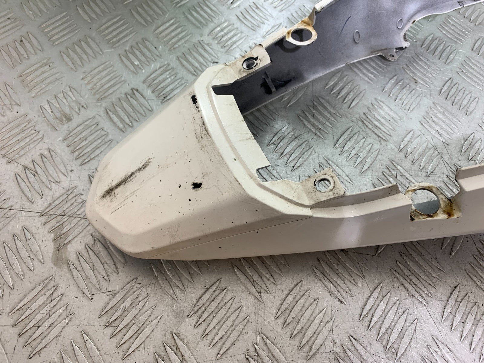 HONDA NC700 X TAIL PIECE  YEAR 2012-2014 (CMB1327)