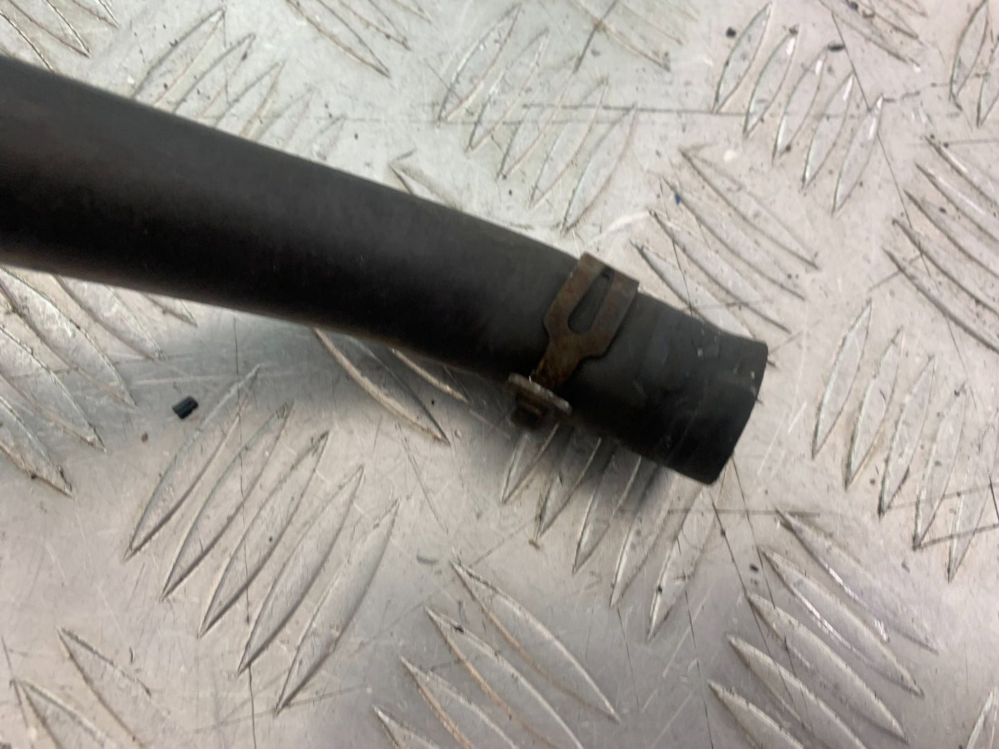 TRIUMPH 675 STREET TRIPLE RADIATOR HOSE 2013-2016 (CMB1186)