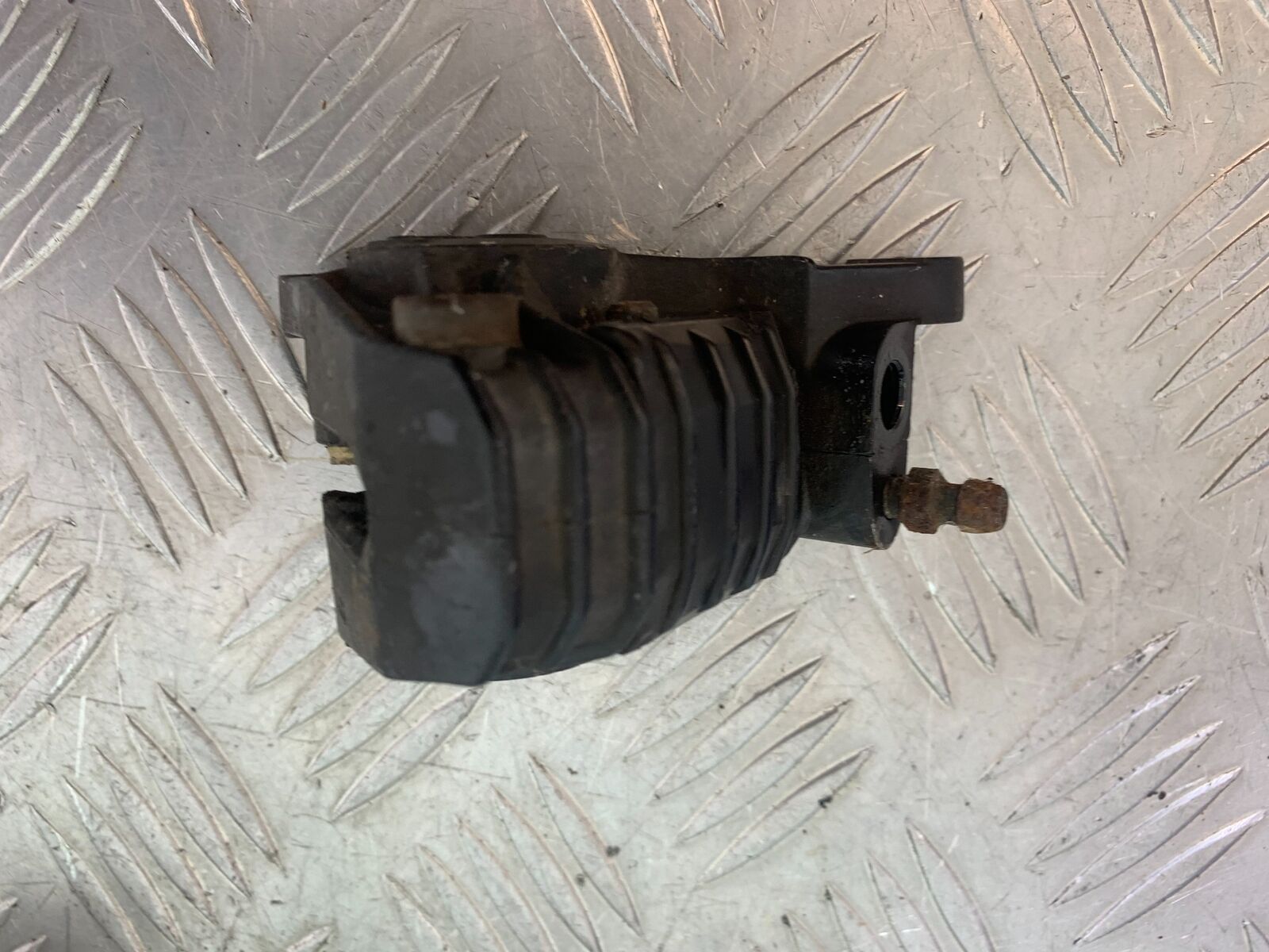 APRILIA RS50 RS 50 REAR BRAKE CALIPER   YEAR 1996-1998 (CMB1132)