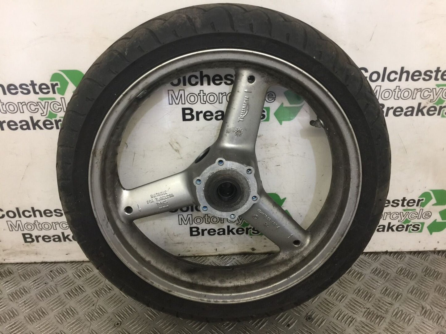 TRIUMPH 955i SPRINT ST FRONT WHEEL  YEAR 2002 (STOCK 577)