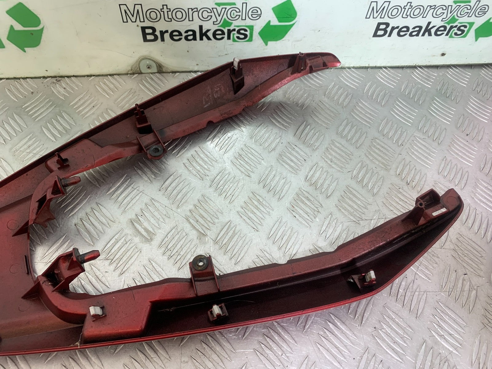 HONDA CBF125 CBF 125 TOP TAIL PIECE YEAR 2009-14 (CMB1182)