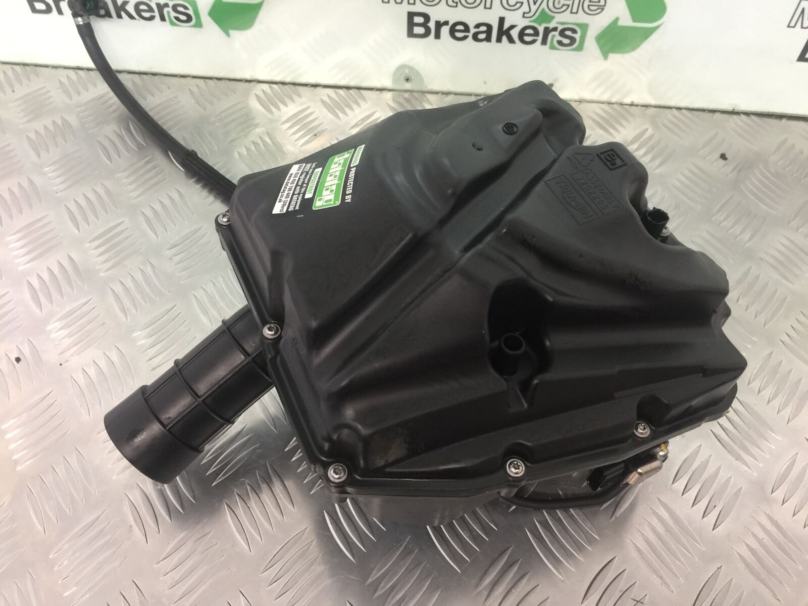TRIUMPH TIGER 800 XRT THROTTLE BODIES  YEAR 2015-2017  (STOCK 920)