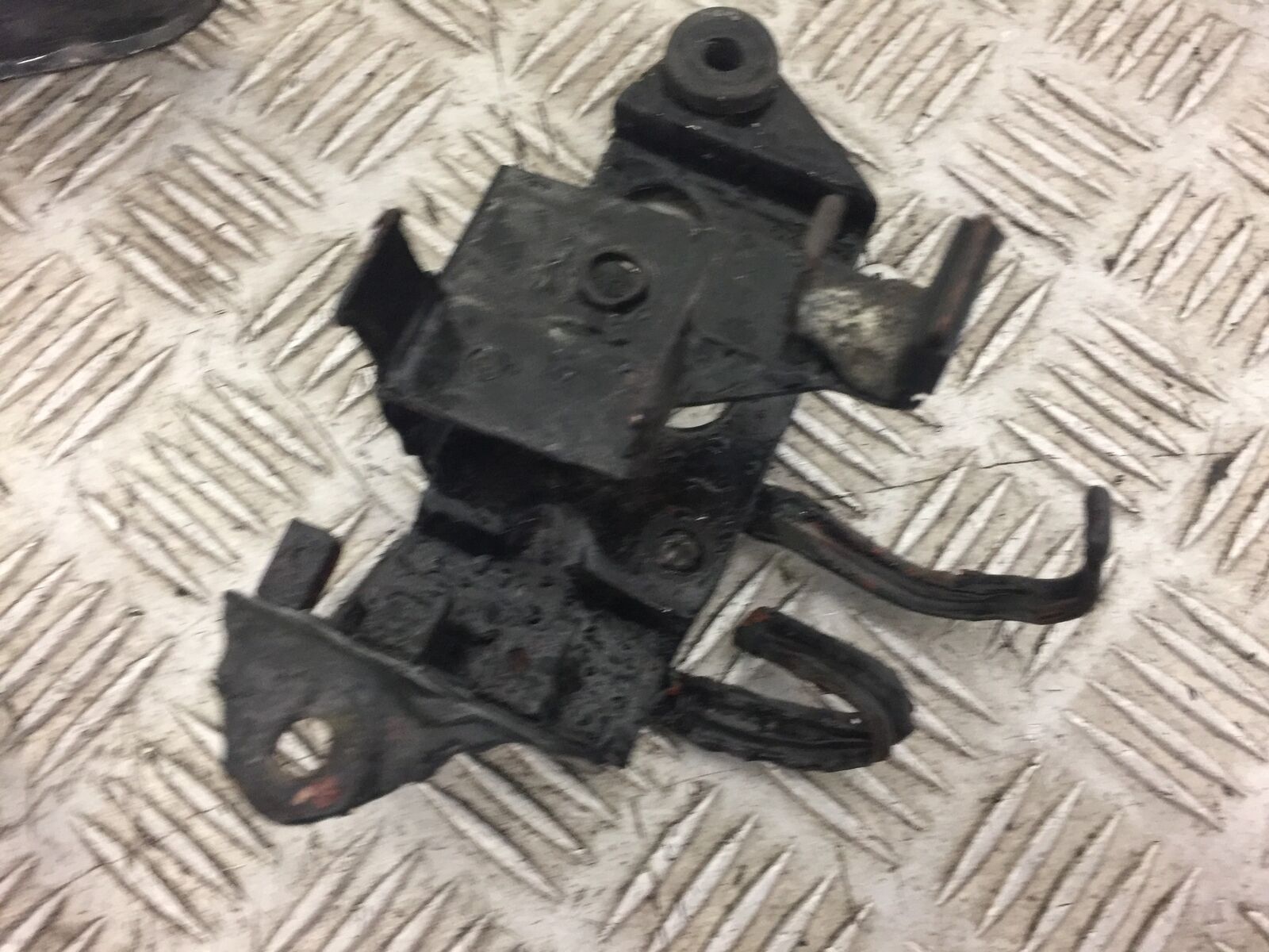 HONDA CX500 CX 500 BRACKETS  YEAR 1981 (STOCK 339)