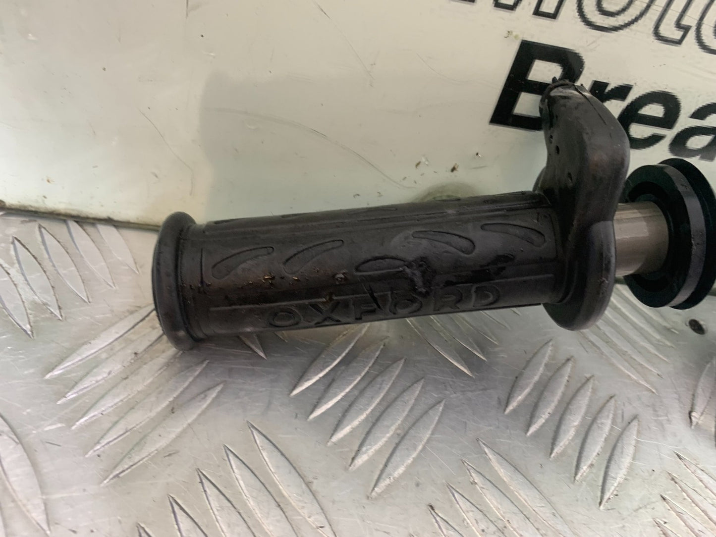 HONDA CBR1100 BLACKBIRD LEFT HANDLEBAR  YEAR 1999-2005 (CMB1232)